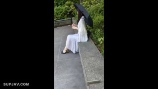 咕咚红色头发纹身新人小姐姐，超高颜值甜美，全裸自慰苗条贫乳，抬起双腿掰穴特写，棒子快速抽插骚穴娇喘呻吟1